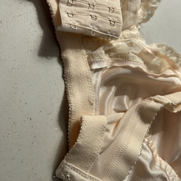 WARNER'S SOFT WIRELESS COMFORT WITH STRETCH BRA SIZE 42C - NEW!!!! - Picture 11 of 12